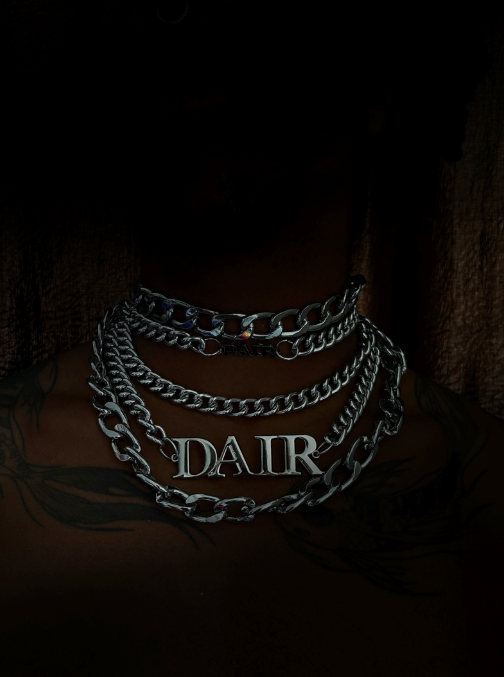 PEACE OF CHAIN